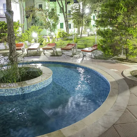 Bodrum Sea Side Club Hotel *